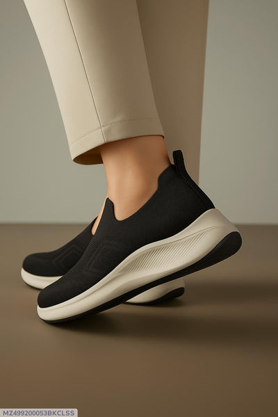 8517_Skecher-Black